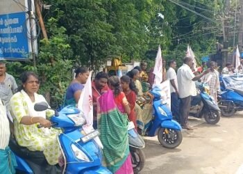 திருமக்கோட்டையில் சுற்றுச்சூழல் ஆர்வலர் மாலதிபழனிச்சாமி 1லட்சம் மரக்கன்று நடும் பணி