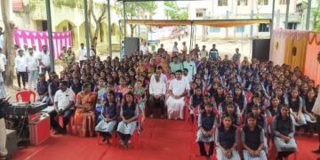 சம்பா பருவத்தில் கொள்முதல் செய்த 15,000 மெட்ரிக் டன் நெல் உள்பட 70,000 மெட்ரிக் டன் நெல் தேக்கம்