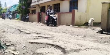 திருவாரூர் நகர் ஊரமைப்பு துறை அலுவலகத்தில் லஞ்ச ஒழிப்புத்துறை அதிகாரிகள் சோதனை
