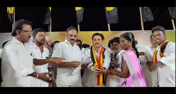 நல்லாடையில் பிரசித்தி பெற்ற அக்னீஸ்வரர் கோவிலில் ஐப்பசி மாதம் பரணி ஒட்டி சிறப்பு அபிஷேகம் &தீபாராதனை