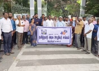 திருவாரூரில் ரேஷன் கடையில் வாங்கிய கோதுமையில் கலப்படம்