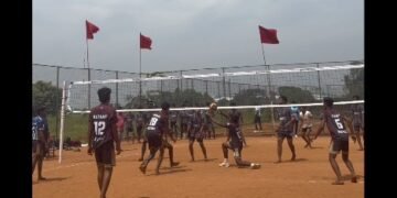 திருவாரூரில் ரேஷன் கடையில் வாங்கிய கோதுமையில் கலப்படம்