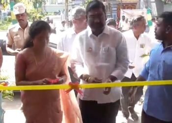 மயிலாடுதுறை சின்னக்கடை வீதி ஸ்ரீ சித்தி விநாயகர் ஆலயத்தில் சம்வத்ஸராபிஷேகம் & சங்கடகர சதுர்த்தியை முன்னிட்டு சிறப்பு அபிஷேகம்